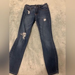 Hollister jeans high rise